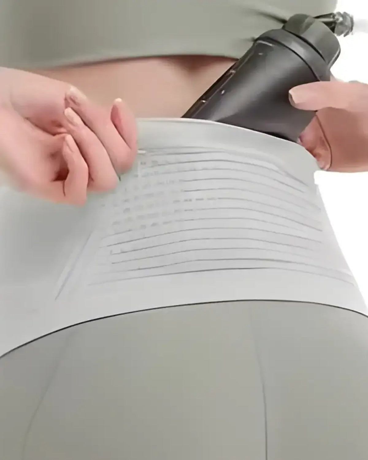 Flask at the back, women's fit