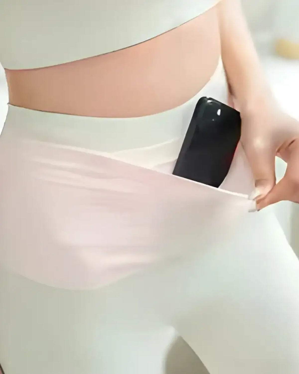 Ceinture de running Stride en Blush Pink, Phone in the waistband, women's fit